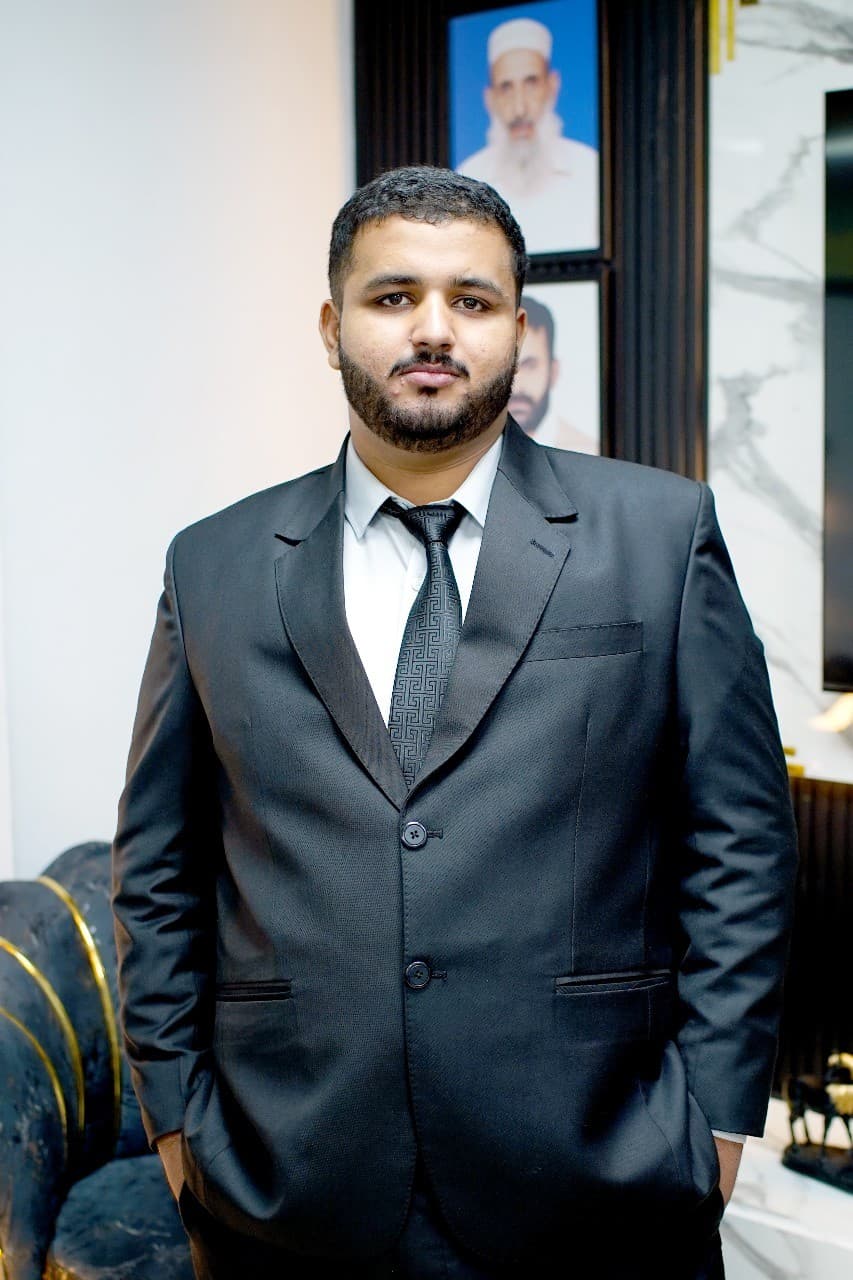 M. Haris Khan (Undergraduate)